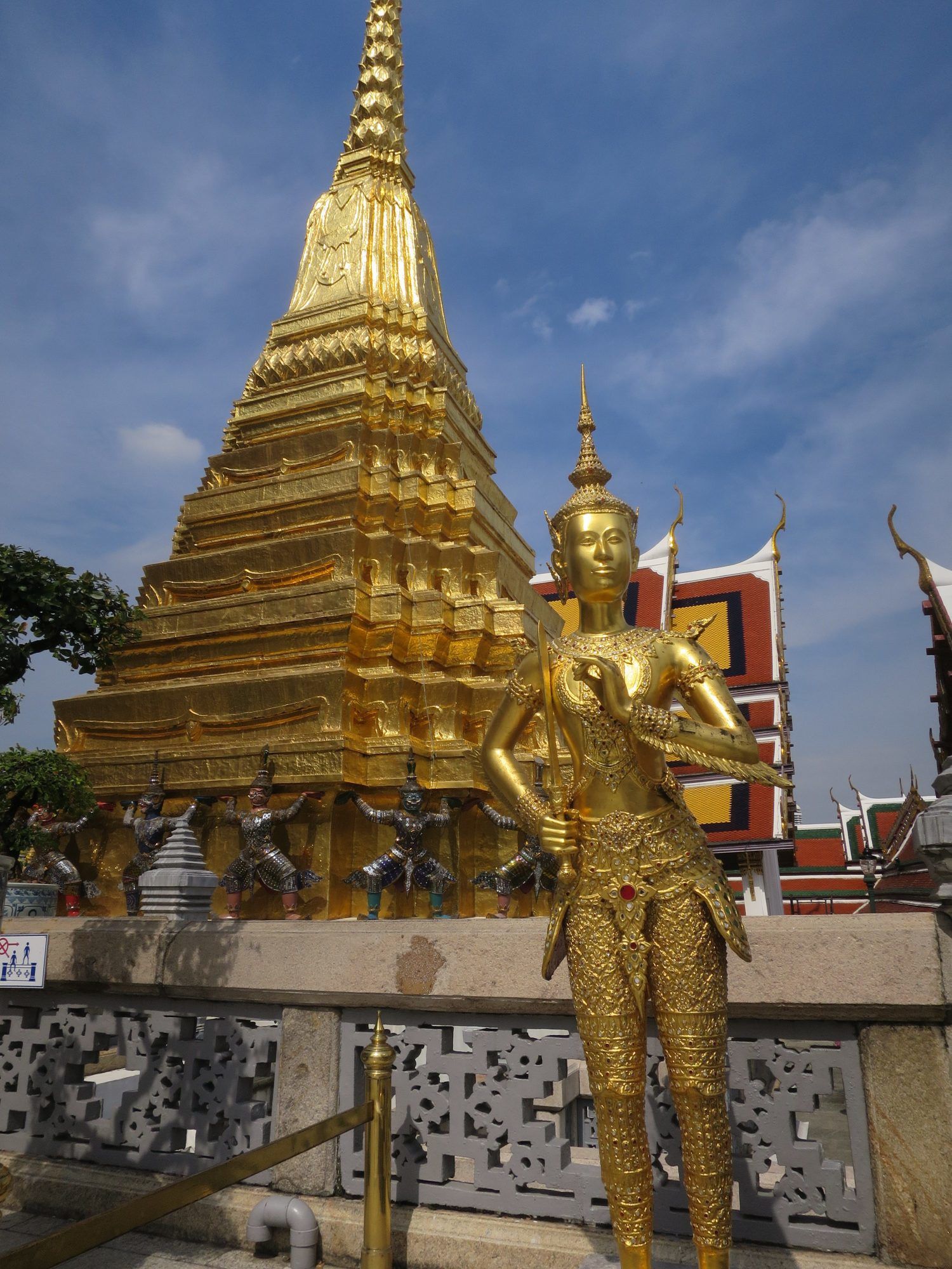 Wyles Walkabout | Thailand Wyles Walkabout | Thailand